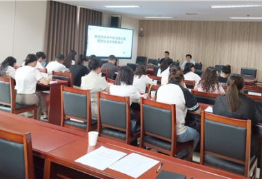 省農(nóng)交貴陽運營中心在貴陽市云巖區(qū)成功開展貴陽市農(nóng)村產(chǎn)權(quán)流轉(zhuǎn)交易規(guī)范化試點建設(shè)專題培訓(xùn)會