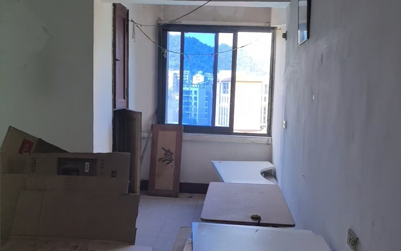 （預披露）貴州省機關事務管理局國有資產管理服務中心貴陽市云巖區(qū)金頂山46幢1單元8層1號住宅招租