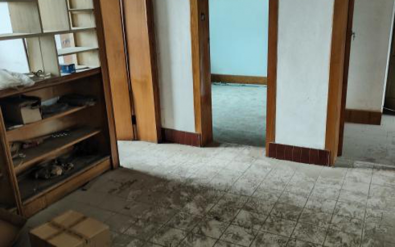 （降價(jià)）南明區(qū)新華路68號(hào)4棟2單元附7號(hào)轉(zhuǎn)讓?zhuān)ǔ钟蟹剑嘿F州省機(jī)關(guān)事務(wù)管理局國(guó)有資產(chǎn)管理服務(wù)中心）(二次掛牌)