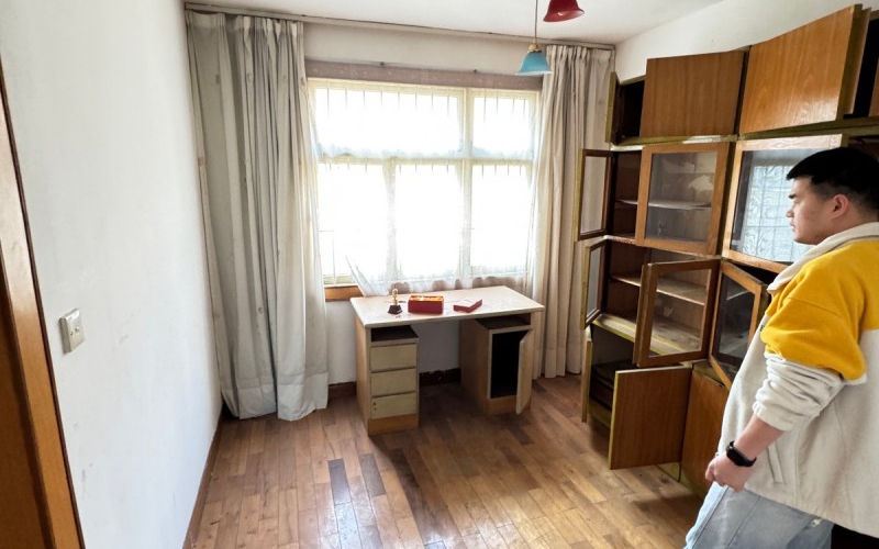 貴州省機(jī)關(guān)事務(wù)管理局國(guó)有資產(chǎn)管理服務(wù)中心貴陽(yáng)市南明區(qū)新華路68號(hào)、70號(hào)兩棟房屋招租