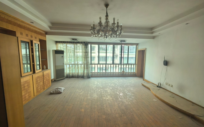 貴州省機(jī)關(guān)事務(wù)管理局國(guó)有資產(chǎn)管理服務(wù)中心貴陽(yáng)市云巖區(qū)安云路20號(hào)B幢3單元8層4號(hào)房屋招租