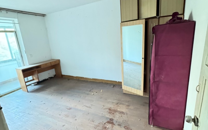 貴州省機(jī)關(guān)事務(wù)管理局國有資產(chǎn)管理服務(wù)中心貴陽市南明區(qū)市東路1號(hào)7棟1單元4層8號(hào)房屋招租